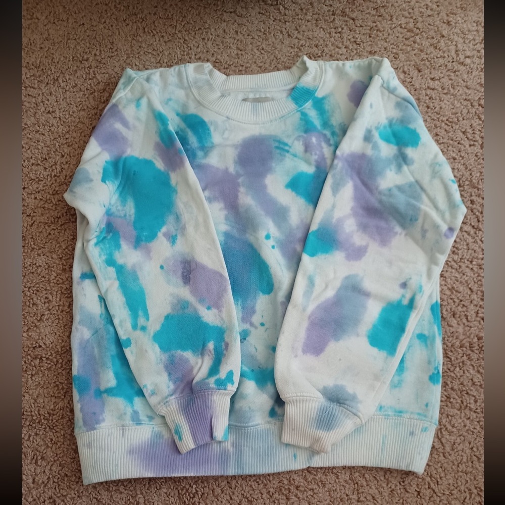 urban outfitters tie dye crewneck